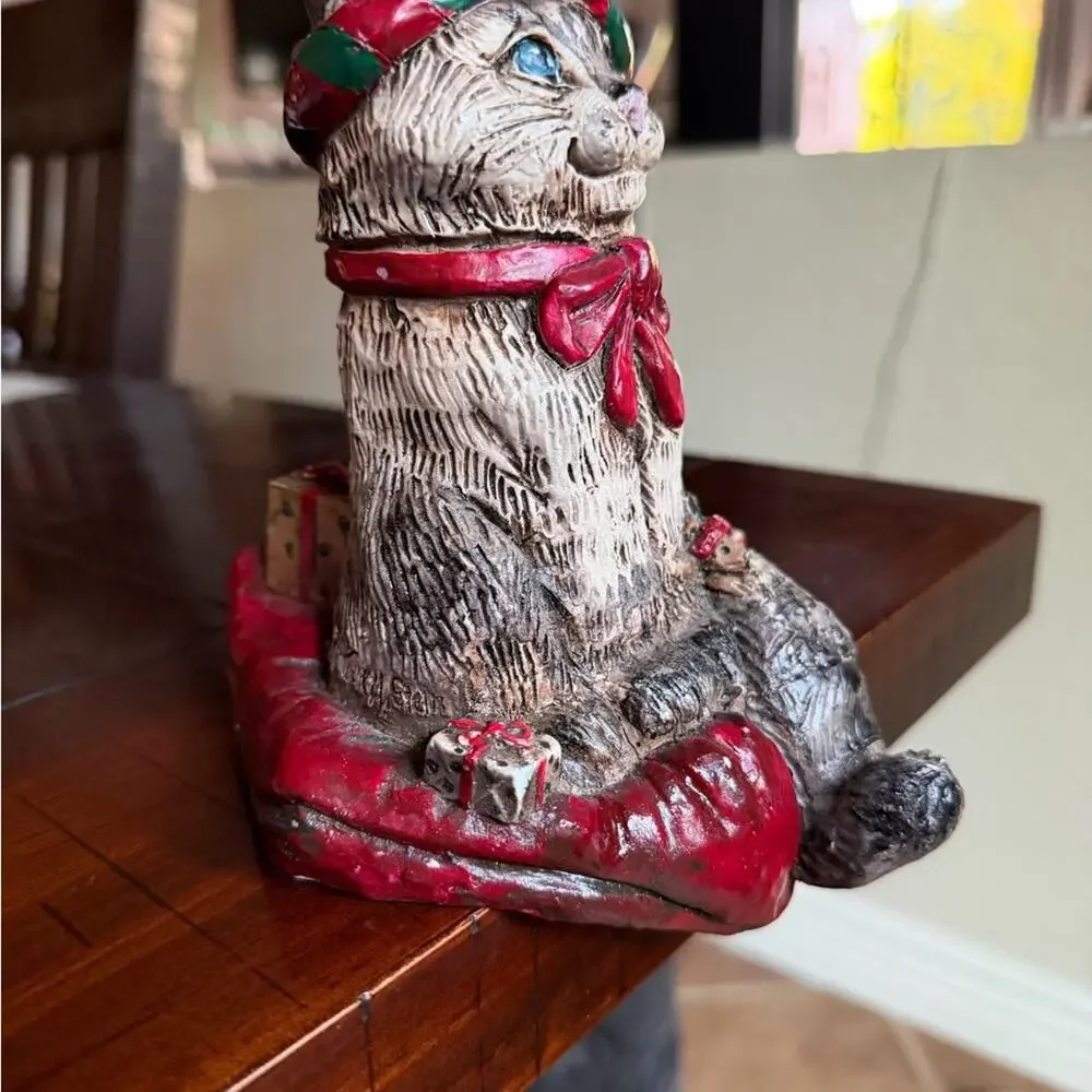 Stone Bunny Christmas Cat stocking holder 7